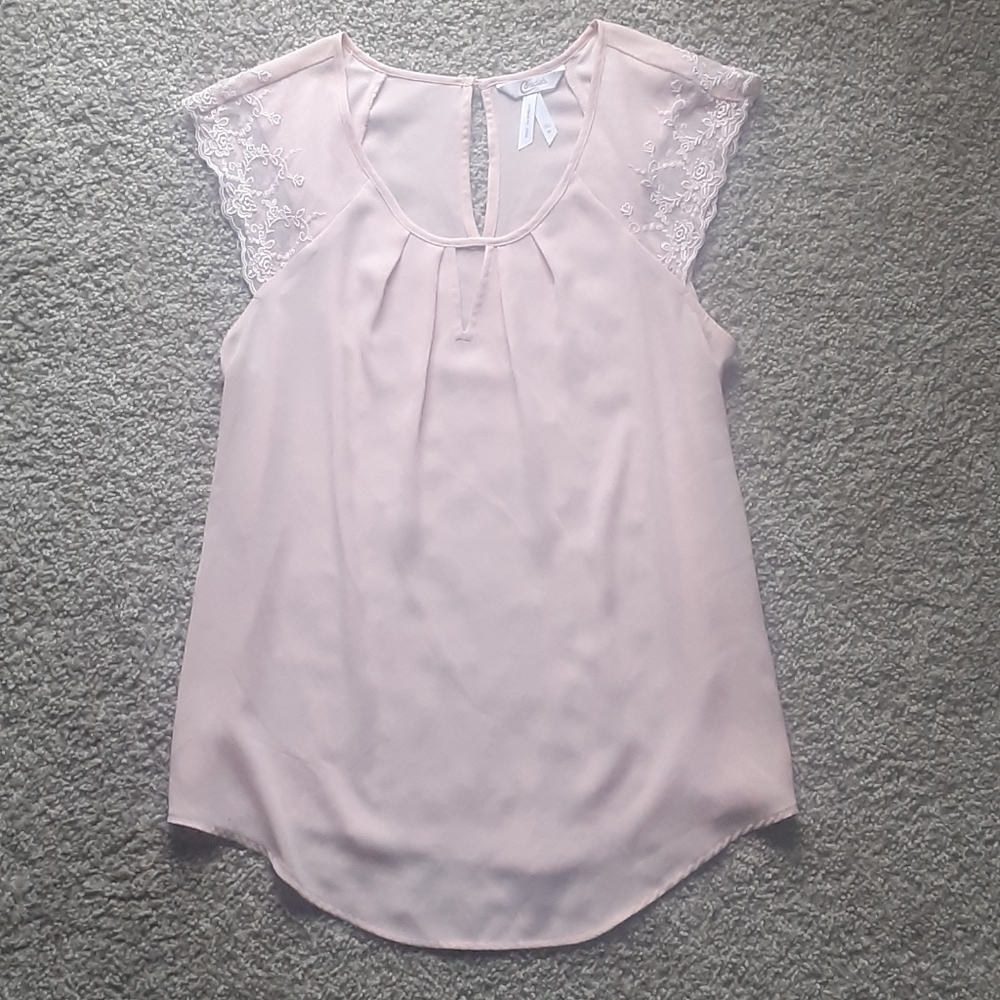 Chiffon with Lace Sleeves Shirt
